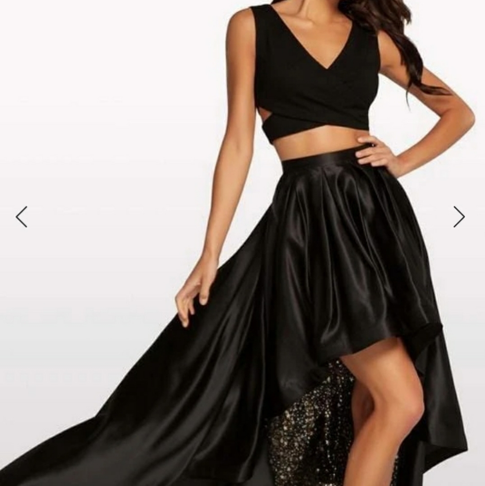 2-piece V neck blouse and high low skirt